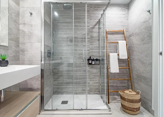 Lme3bb - Modern Flat With A Stunning 50 M² Terrace 公寓 *