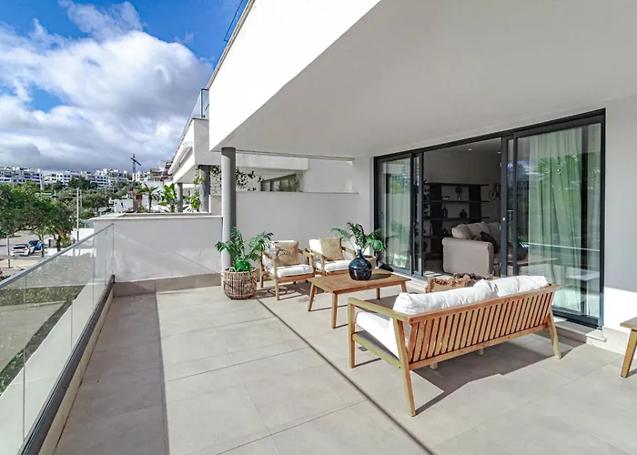 Lme3bb - Modern Flat With A Stunning 50 M² Terrace 埃斯特波纳