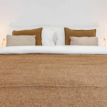 Lme3bb - Modern Flat With A Stunning 50 M² Terrace אסטפונה