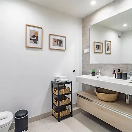 Lme3bb - Modern Flat With A Stunning 50 M² Terrace דירה אסטפונה