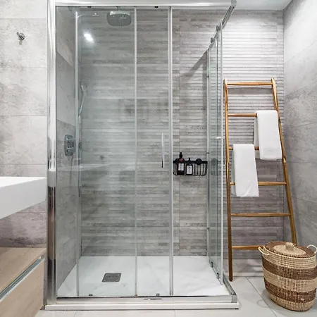 Lme3bb - Modern Flat With A Stunning 50 M² Terrace דירה *
